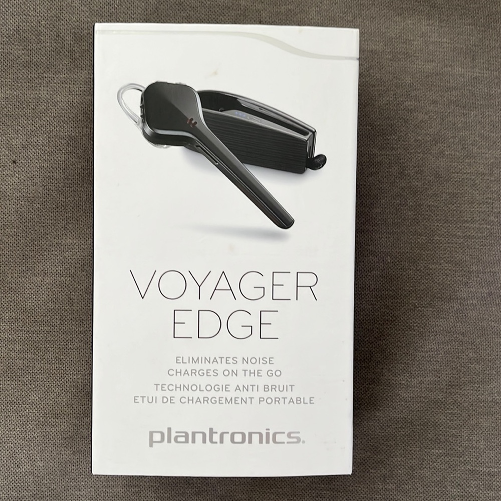 Voyager Edge can be used with Apple IPhone or IPad
